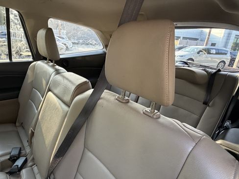 Used 2016 Honda Pilot Touring image 32