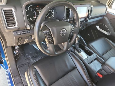 Certified 2024 Nissan Frontier SL w/ Technology Package RWD image 11