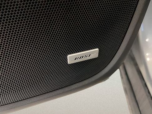 Used 2024 GMC Terrain Denali w/ Denali Premium Package image 19