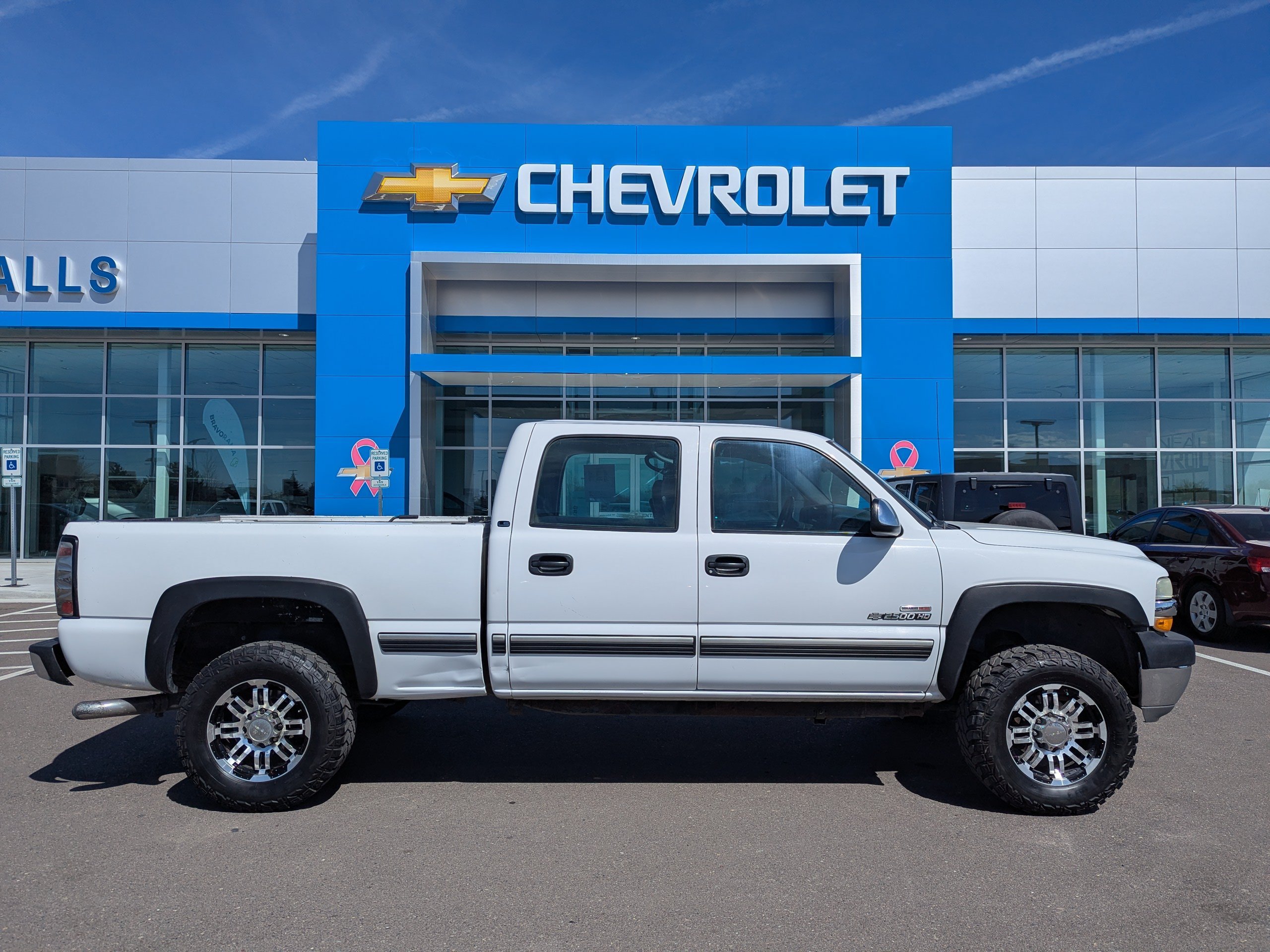 Used 2002 Chevrolet Silverado 2500 LS w/ Off-Road Skid Plate Pkg AWD/4WD image 29
