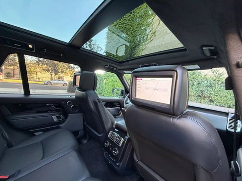 Used 2019 Land Rover Range Rover Supercharged image 28