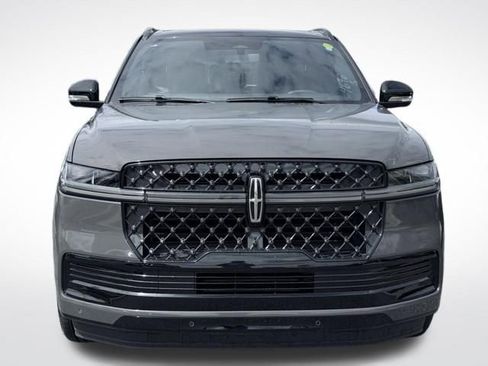 New 2026 Lincoln Navigator Black Label AWD/4WD image 2