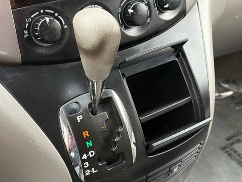 Used 2008 Toyota Sienna LE FWD image 33