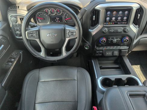 Used 2021 Chevrolet Silverado 1500 LT Trail Boss w/ Convenience Package II AWD/4WD image 29