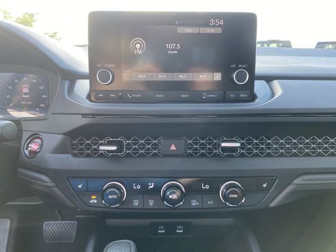 Used 2024 Honda Accord EX image 18