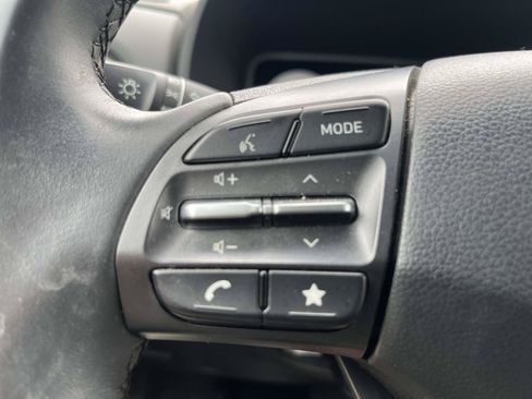 Certified 2022 Hyundai Kona Limited w/ Cargo Package FWD image 14