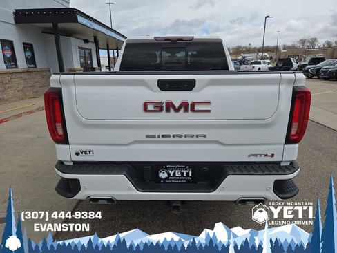 Used 2021 GMC Sierra 1500 AT4 w/ AT4 Premium Package AWD/4WD image 4