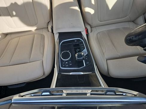 Used 2021 BMW 330i Sedan w/ Convenience Package image 29