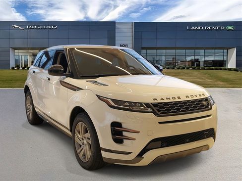 Used 2023 Land Rover Range Rover Evoque R-Dynamic S image 4