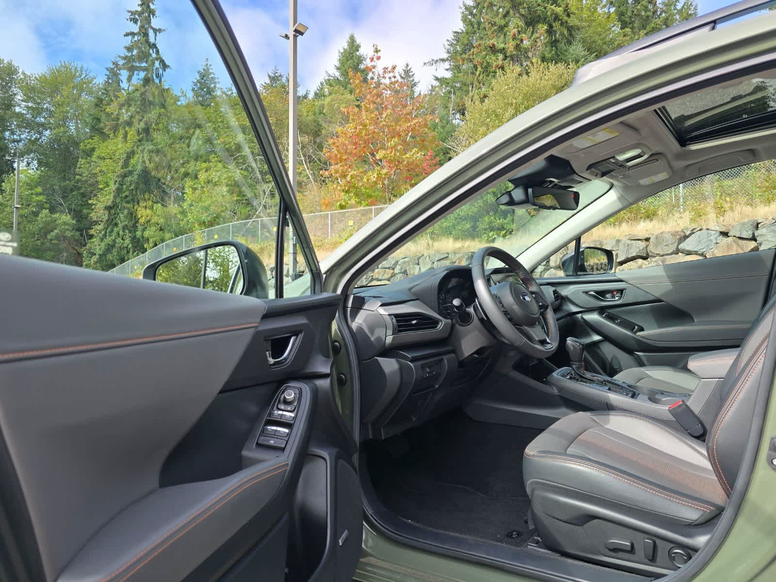 Certified 2025 Subaru Crosstrek 2.5i Limited w/ Crosstrek Mirror Package AWD/4WD image 23