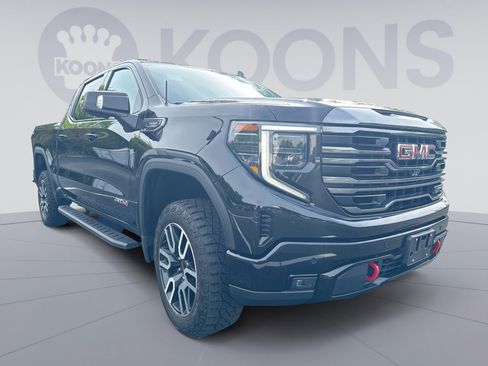 Used 2023 GMC Sierra 1500 AT4 w/ Technology Package AWD/4WD image 3