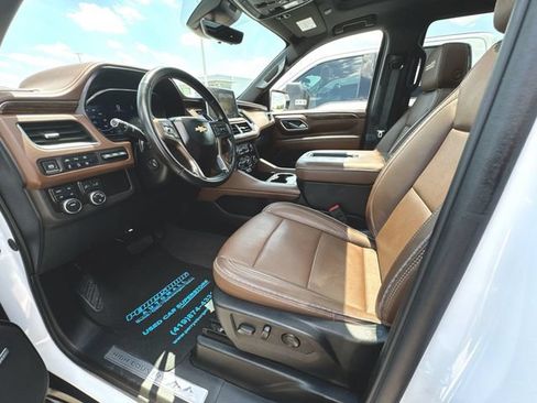 Used 2024 Chevrolet Tahoe High Country AWD/4WD image 10