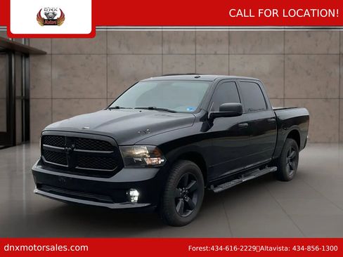 Used 2017 RAM 1500 Express w/ Black Ram 1500 Express Group image 1