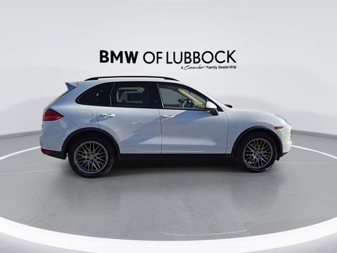 Used 2014 Porsche Cayenne Base image 9