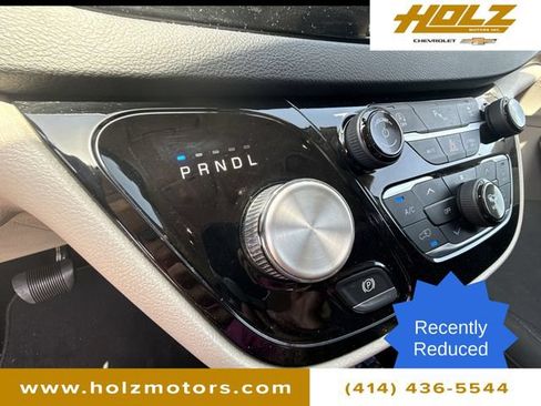Used 2020 Chrysler Pacifica Touring FWD image 15
