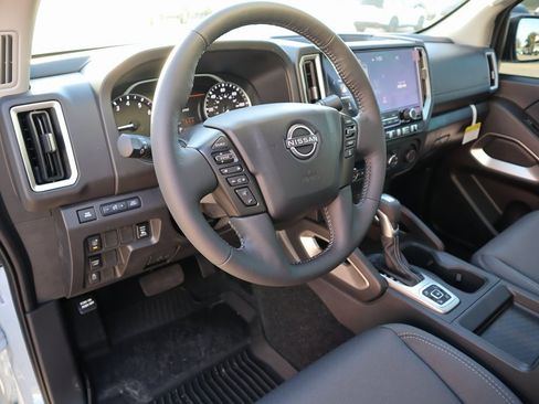 New 2026 Nissan Frontier SV image 13
