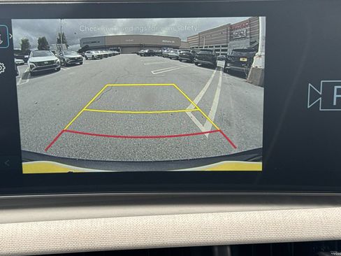 Certified 2025 Hyundai Tucson SEL AWD/4WD image 20