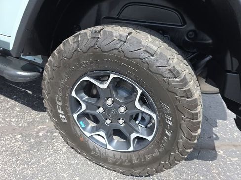 Used 2023 Jeep Wrangler Unlimited Rubicon 4xe w/ Steel Bumper Group AWD/4WD image 60