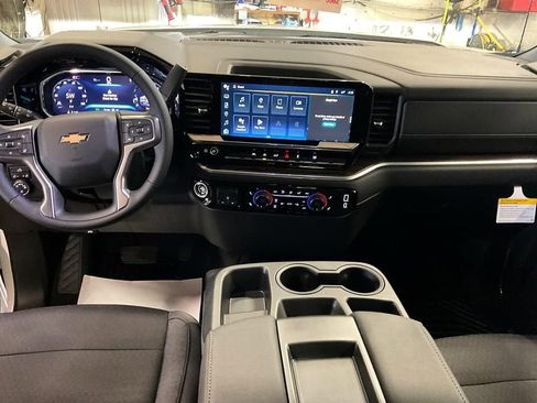 New 2026 Chevrolet Silverado 1500 LT AWD/4WD image 3