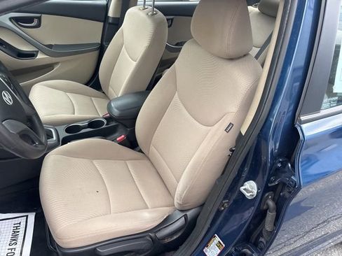 Used 2016 Hyundai Elantra SE FWD image 7