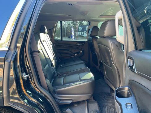 Used 2015 GMC Yukon SLT w/ HD Trailering Package image 32