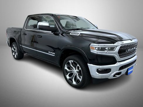 Used 2023 RAM 1500 Limited AWD/4WD image 3