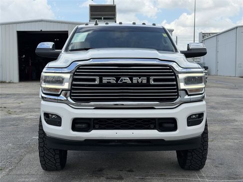 Used 2022 RAM 2500 Laramie AWD/4WD image 3