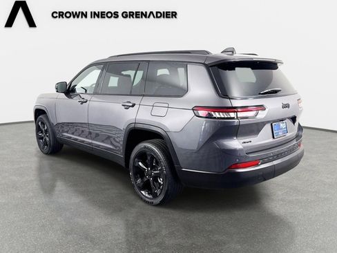 Used 2024 Jeep Grand Cherokee L Altitude AWD/4WD image 7