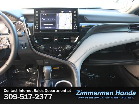 Used 2023 Toyota Camry XLE w/ Navigation Package image 16
