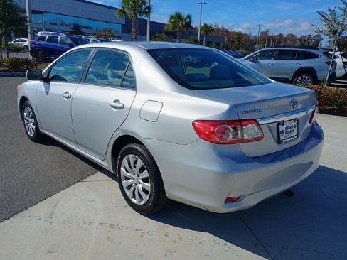 Used 2013 Toyota Corolla LE image 7