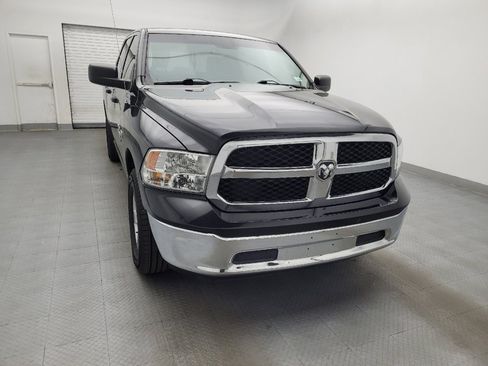 Used 2019 RAM 1500 Classic SLT image 14