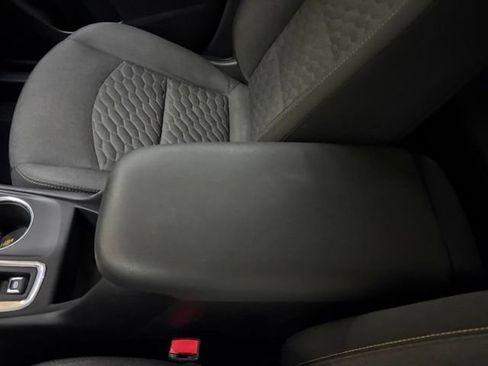 Used 2018 Chevrolet Equinox LT w/ Sun & Infotainment Package FWD image 48