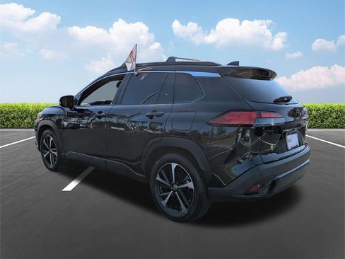 Certified 2023 Toyota Corolla Cross XSE w/ Convenience Package image 6