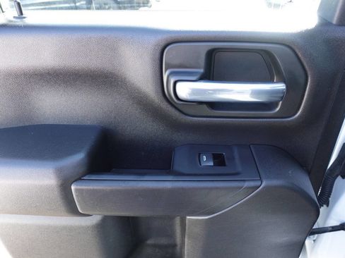 Used 2022 GMC Sierra 2500 Pro w/ Fleet Convenience Package image 17