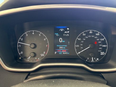 Used 2024 Toyota Corolla SE w/ SE Package FWD image 14