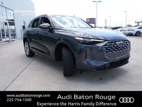 Used 2025 Audi Q5 Premium Plus w/ Premium Plus AWD/4WD image 7