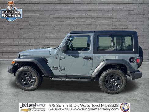 Used 2024 Jeep Wrangler Sport AWD/4WD image 7