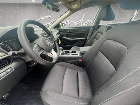 New 2026 Nissan Altima 2.5 SV FWD image 20
