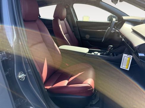 New 2026 MAZDA MAZDA3 Carbon image 19