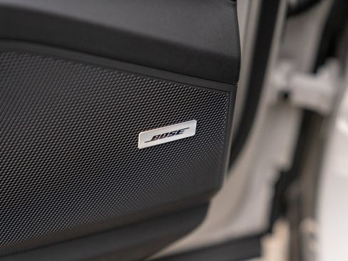 Certified 2026 Porsche Cayenne AWD/4WD image 11