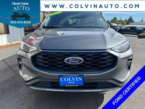 Certified 2025 Ford Escape ST-Line Select AWD/4WD image 4