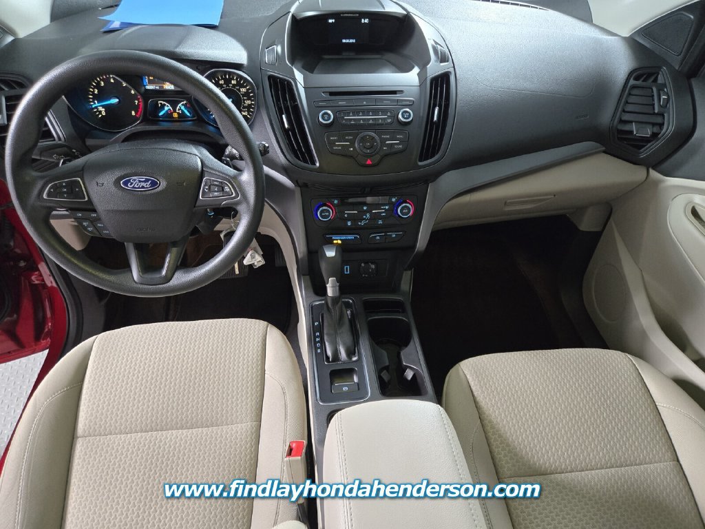 Used 2017 Ford Escape SE FWD image 16