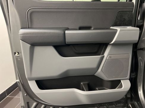 New 2025 Ford F250 XLT w/ Black Appearance Package image 34