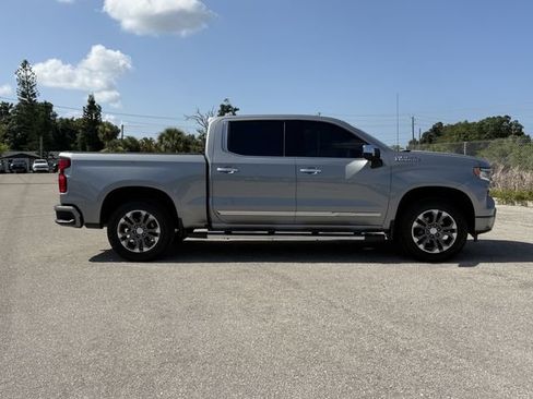 Used 2024 Chevrolet Silverado 1500 High Country w/ Technology Package AWD/4WD image 2