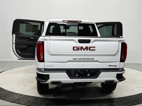 Used 2023 GMC Sierra 1500 AT4 w/ AT4 Preferred Package image 14