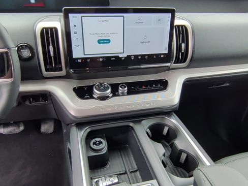 New 2027 Ford Expedition Max Active RWD image 21