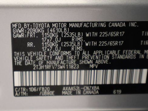 Certified 2025 Toyota RAV4 LE FWD image 17