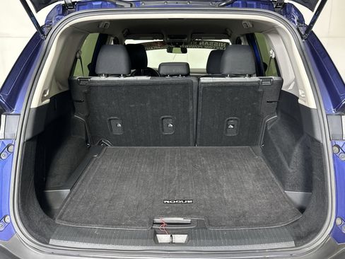 Used 2023 Nissan Rogue SV FWD image 25