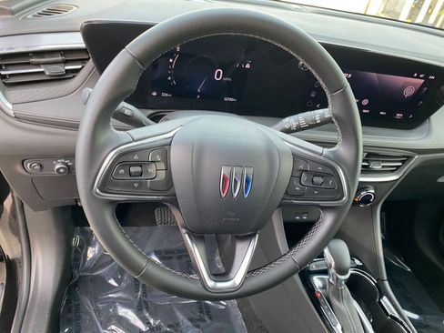 Used 2025 Buick Encore GX Preferred image 28