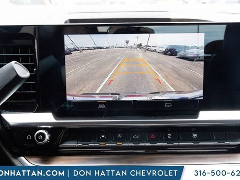 Used 2025 GMC Sierra 1500 SLT AWD/4WD image 8